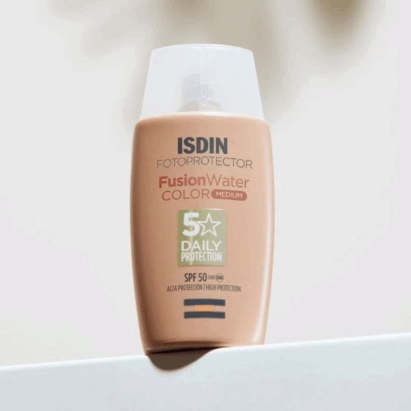 ISDIN Écran Solaire Fusion Water Teintee Medium SPF50+ 50ml – Image 9