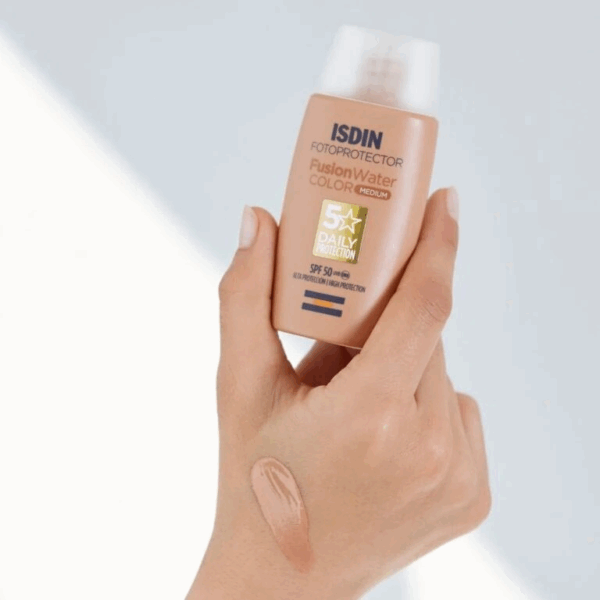 ISDIN Écran Solaire Fusion Water Teintee Medium SPF50+ 50ml – Image 6